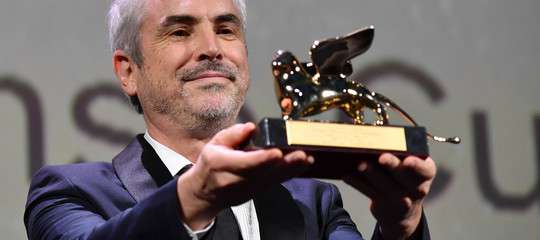 Venezia cinema leone doro a roma del registra messicano cuaron