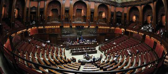 Dl fisco via libera della camera con si e legge