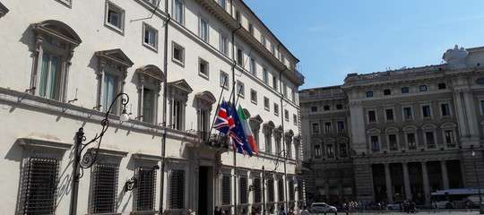 Manovra: fonti palazzo chigi, nessun taglio a investimenti Manovra fonti palazzo chigi nessun taglio a investimenti