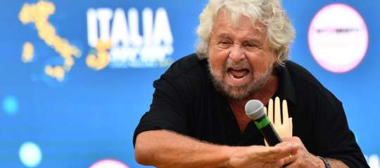 Ce un ritorno del luddismo come sostiene beppe grillo