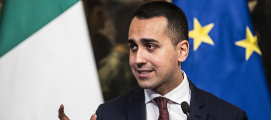 Di maio ‘corregge’ fitch: “il governo non cadrà”