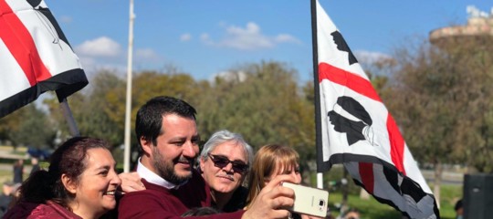 Salvini pregusta la conquista della prima regione sotto il po Salvini pregusta la conquista della prima regione sotto il po