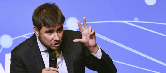 Di battista: “non mi candido alle europee, sto seguendo un corso di falegnameria”