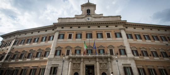 La partita del decretone si sposta alla camera