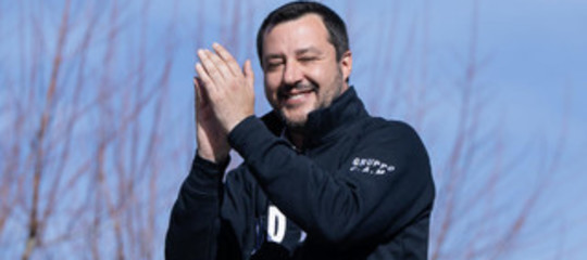 Salvini dice a berlusconi eccomi ma in un altro senso