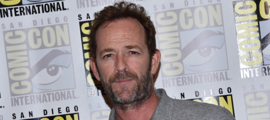 Usa un ictus uccide luke perry attore di beverly hills