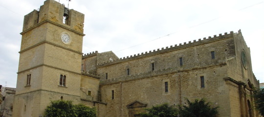 A castelvetrano va in scena il fallimento della politica