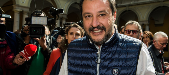 Governo salvini troppi selfie sto al viminale tempo necessario