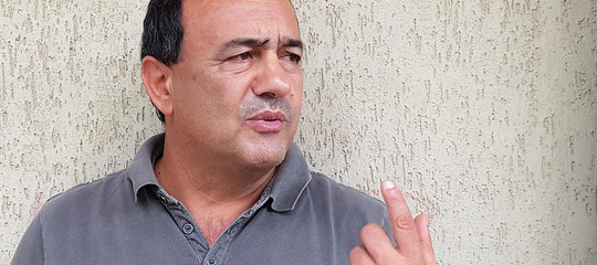 Mimmo lucano sospeso da sindaco si candida a consigliere comunale di riace