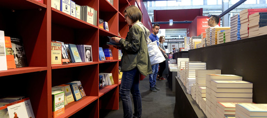 La polemica sulleditore di casapound al salone di torino