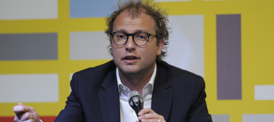 Il caso lotti dentro il caso procure che avvelena lestate del pd
