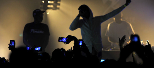 Smartphone di fascia alta apple bocciata promossi samsung e oneplus