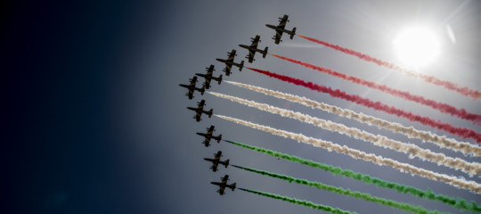 Un problema tra lesercito e il ministro trenta rischia di guastare il giugno