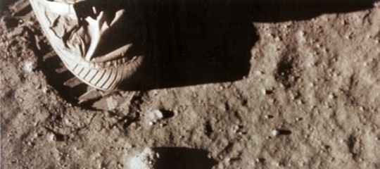 Allasta i nastri originali della nasa dello sbarco sulla luna