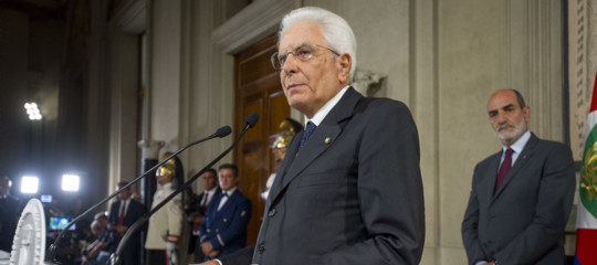 Mattarella concede cinque giorni ai partiti parte il dialogo tra m s e pd