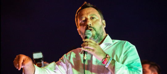 O si possono fare le cose o la parola torna al popolo lintervento di salvini a sabaudia