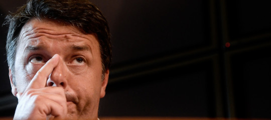 Renzi chiama conte e ufficializza la decisione di abbandonare il pd
