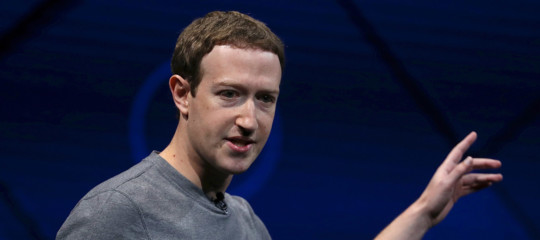 Come i giornali guadagneranno da facebook news