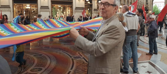 Il curioso caso del consigliere comunale di milano multato per un manifesto antifascista