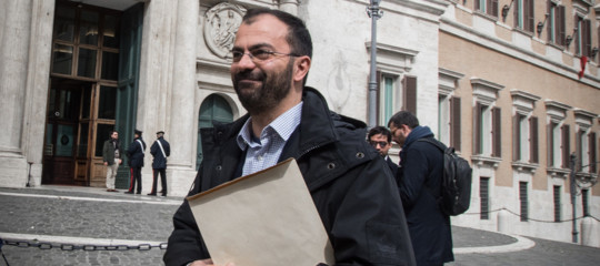 Il ministro fioramonti cerca una miliardo per finanziare luniversita