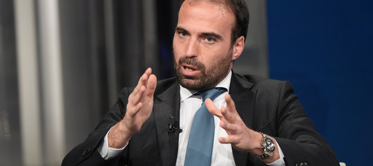 Marattin spiega la sua proposta di rendere obbligatoria la carta di identita sui social