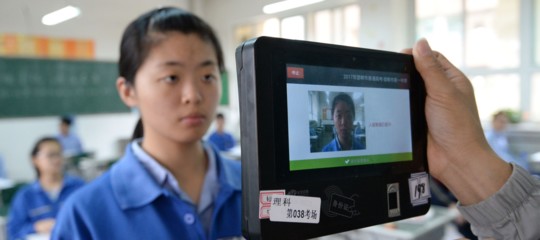 Trump mette al bando il riconoscimento facciale cinese