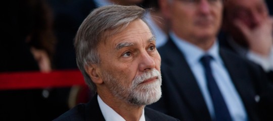 Basta ricatti s avanti oppure si va al voto dice delrio