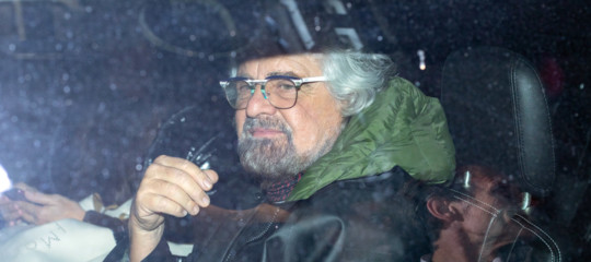 Per beppe grillo le sardine sono un movimento salutare