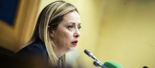 stalker giorgia meloni minacce figlia