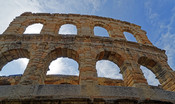 arena verona <img decoding=