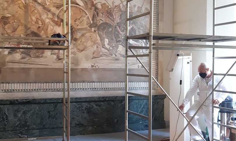 mosaico battaglia isso alessandro magno pompei