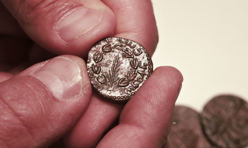 israele archeologia scoperto rotolo bibbia secondo secolo