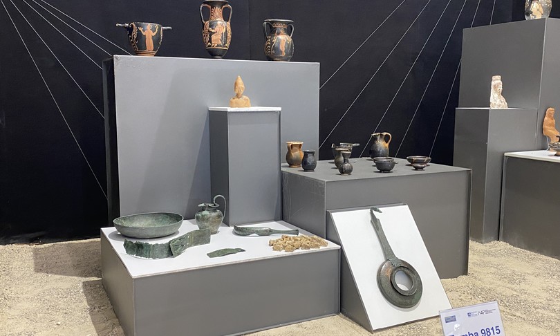 Archeologia corredi funerari bambini museo pontecagnano